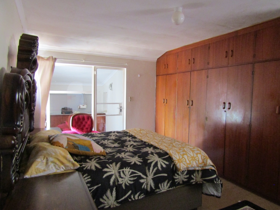 4 Bedroom Property for Sale in Hankey Eastern Cape
